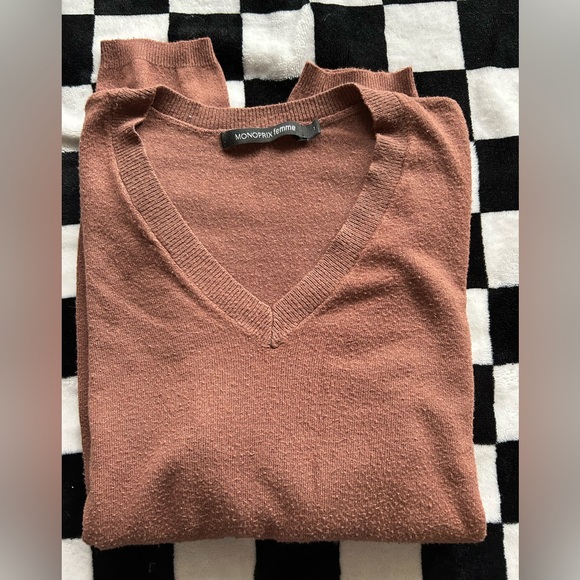 Lightweight Sweater - Picture 6 of 6